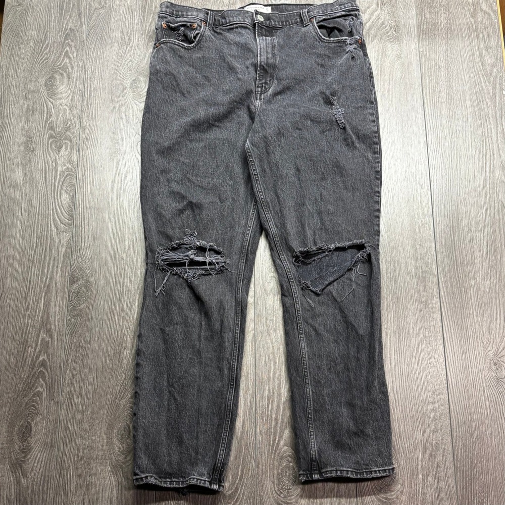 Abercrombie Fitch The 90s Straight 33 16R Ultra High Rise Distressed Black Jeans